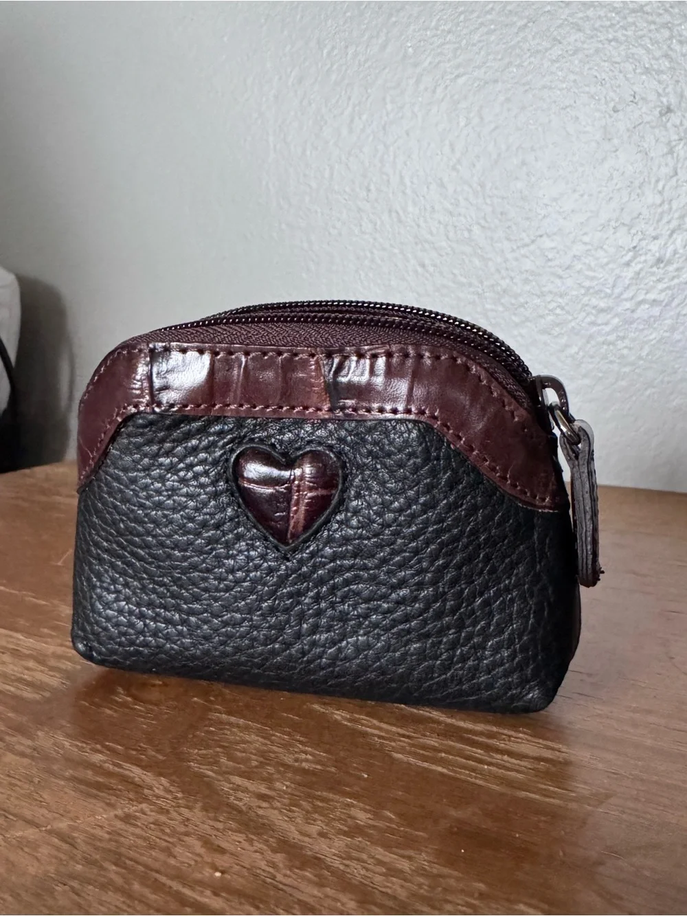 Brighton Black Pebble Leather Coin Purse Brown Croc Embossed Trim Heart Accent